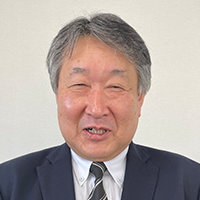 山口 智 氏
