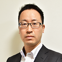小澤 周 氏