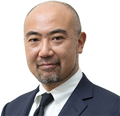 楠木 健 氏