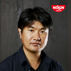 成田 敏博 氏
