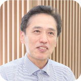 坂口 治夫  氏